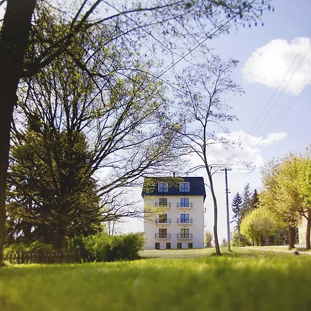 Hotel Garni Loewenstein 4*